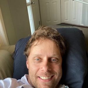 Meet your Posher, Derek